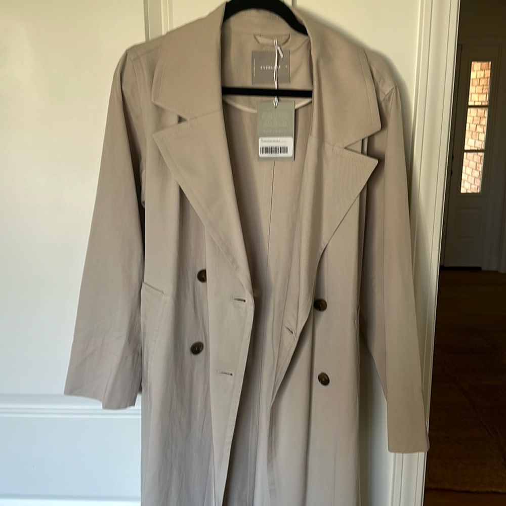 Women’s everlane unworn trench coat - perfect condition